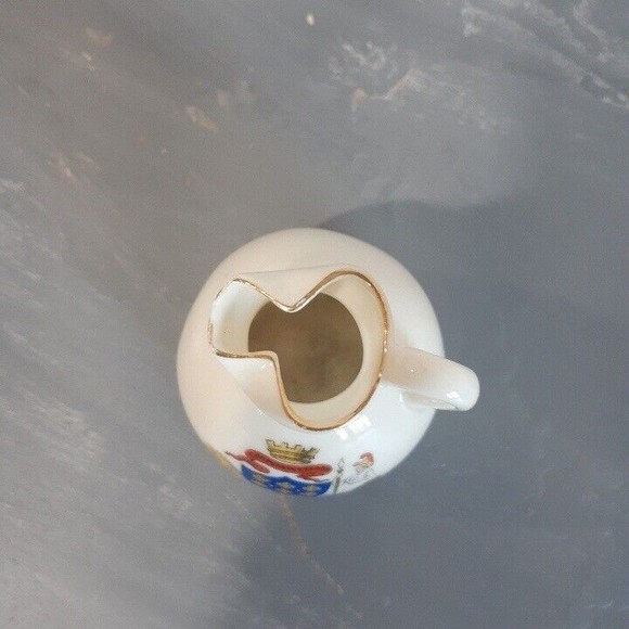 Stoke On Trent Heraldic China Mini Roman Handle Urn Crest of Stockport - Picture 2 of 5